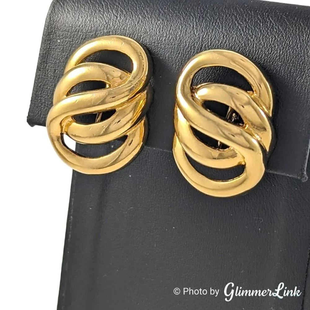 Vintage Napier Chunky Interconnected Swirl Gold Tone Clip On Earrings